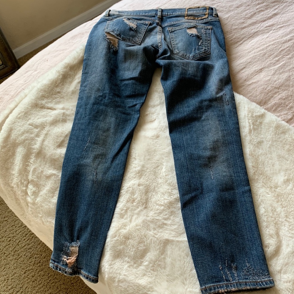 Zara Ripped Denim Jean - Picture 5 of 8